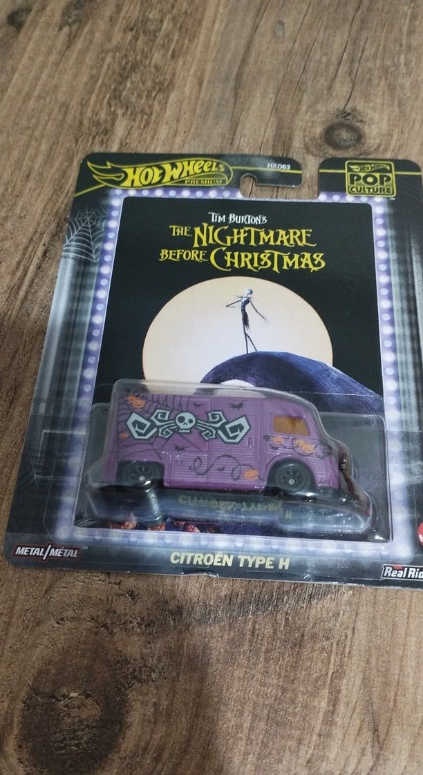 Mor Karakter Temalı Oyuncak Araba - Görsel 2