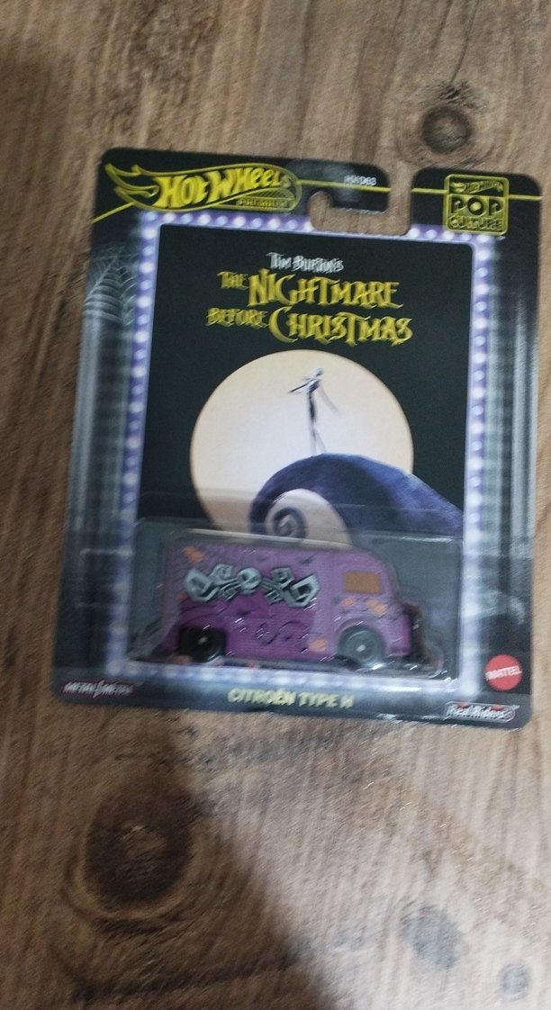 Mor Karakter Temalı Oyuncak Araba - Görsel 3