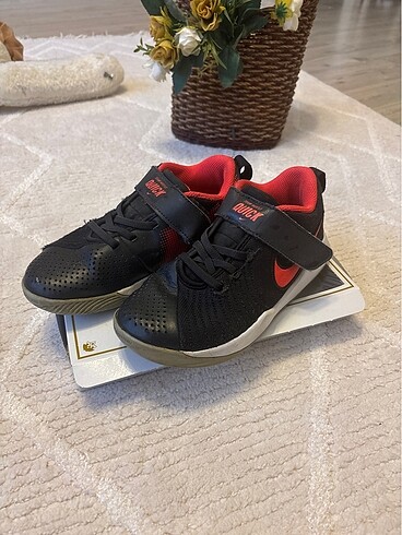 33 Beden gri Renk Nike basketbol ayakkabısı 33 numara
