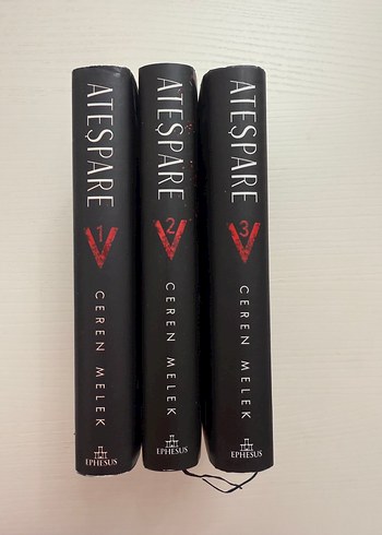 Ateşpare Serisi 3 kitap ciltli ve dolu içeriği var