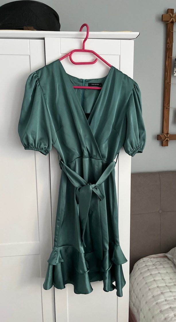 Parlak Yeşil Abiye Elbise - Görsel 2