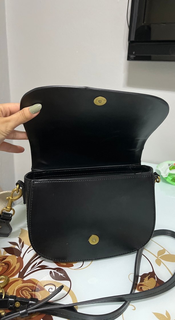 Klasik Siyah Deri Kadın Çanta - Görsel 3