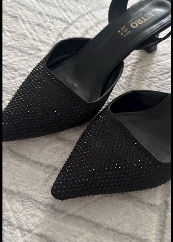 Siyah Payetli Stiletto Topuklu Kadın Ayakkabı - Görsel 2