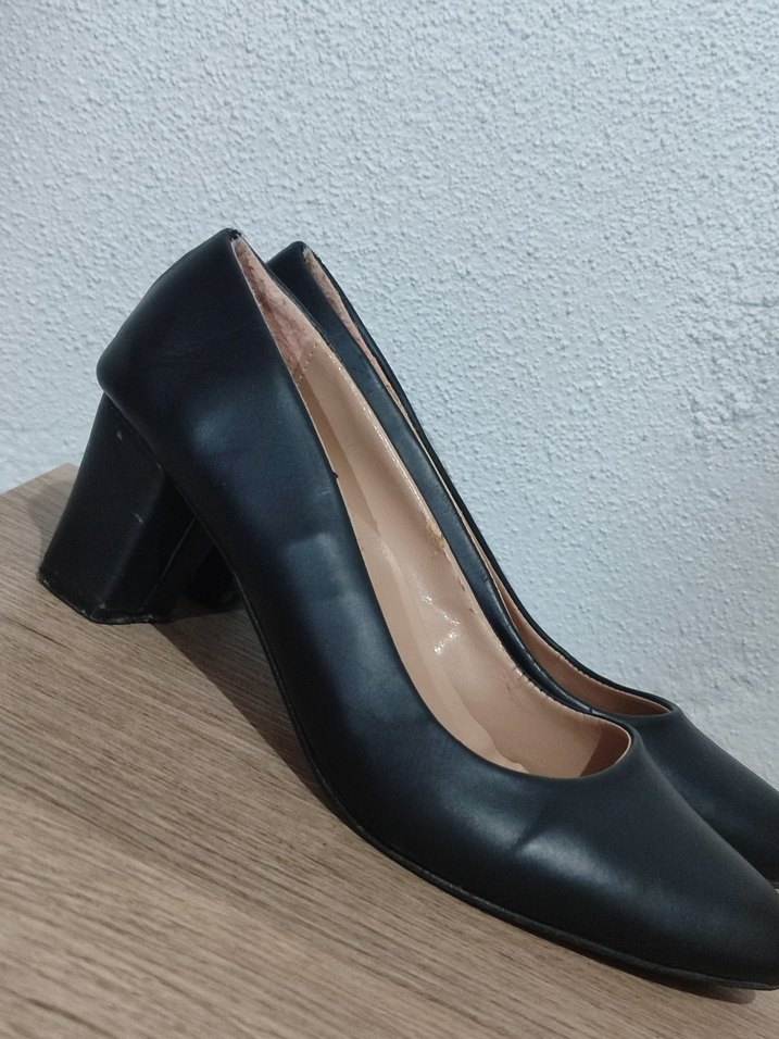 Siyah Modern Klasik Kadın Topuklu Ayakkabı - Görsel 4