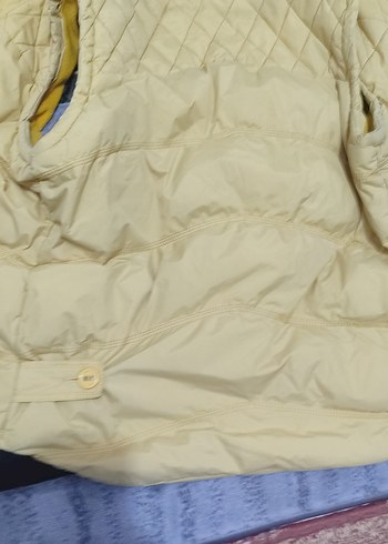 Sarı Kapüşonlu Erkek Kolsuz Ceket - Görsel 3