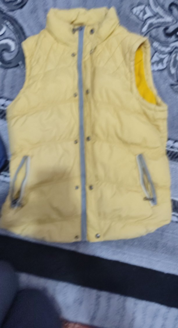 Sarı Kapüşonlu Erkek Kolsuz Ceket - Görsel 4