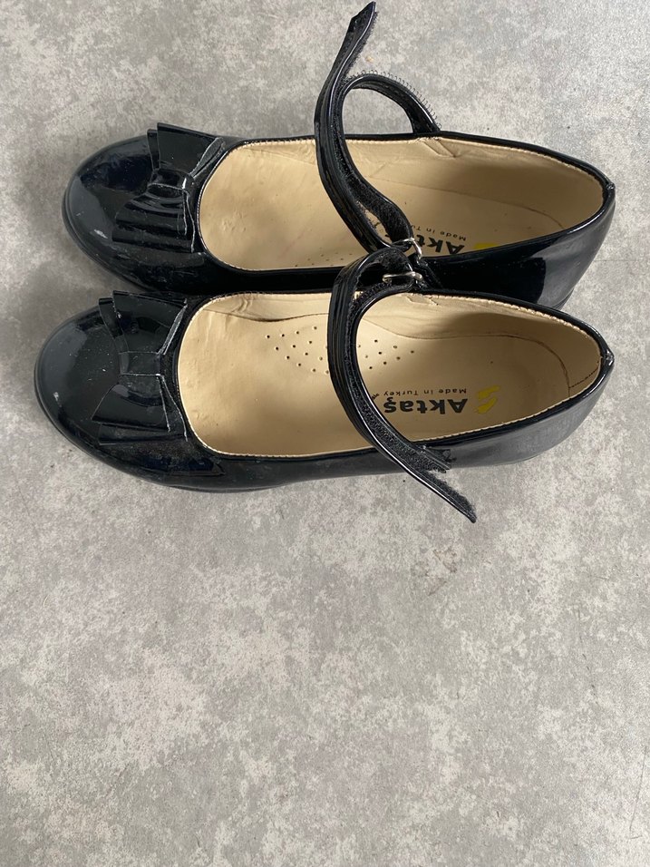 Kız Çocuk Siyah Yılan Desenli Tokalı Babet - Görsel 2