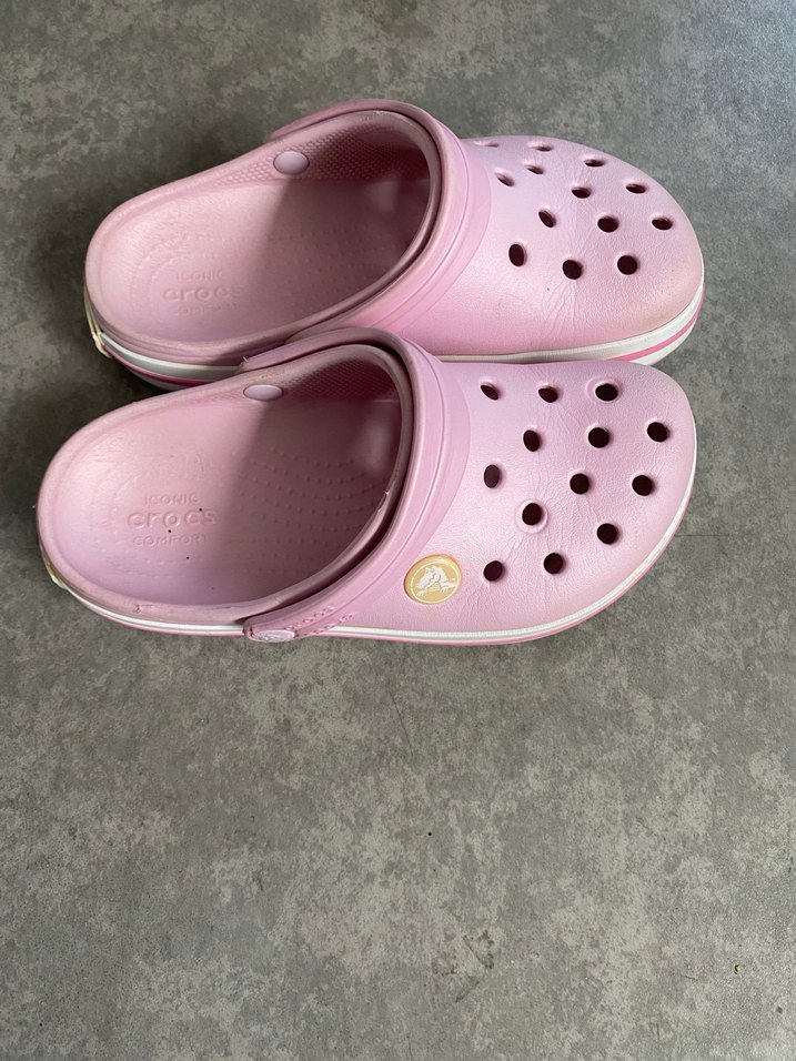 Crocs Pembe Kız Çocuk Terliği - Görsel 2