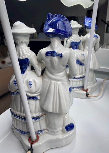 Mavi Detaylı Çift Figürlü Abajur - Görsel 3