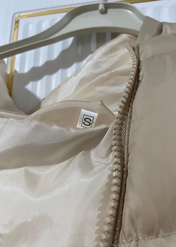 Zara Bej Kadın Şişme Yelek Fermuarlı