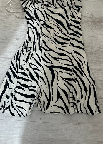 xs Beden Zebra Desenli Uzun Askılı Elbise