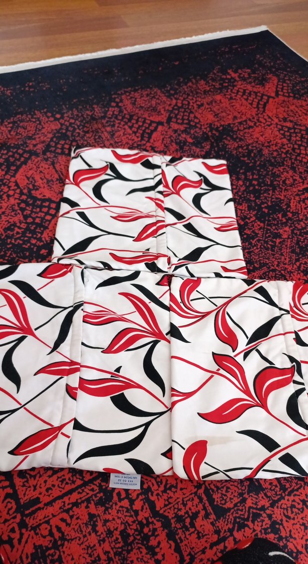 Kırmızı Siyah Desenli  Yastık Kılıfı  (moda life) - Görsel 2