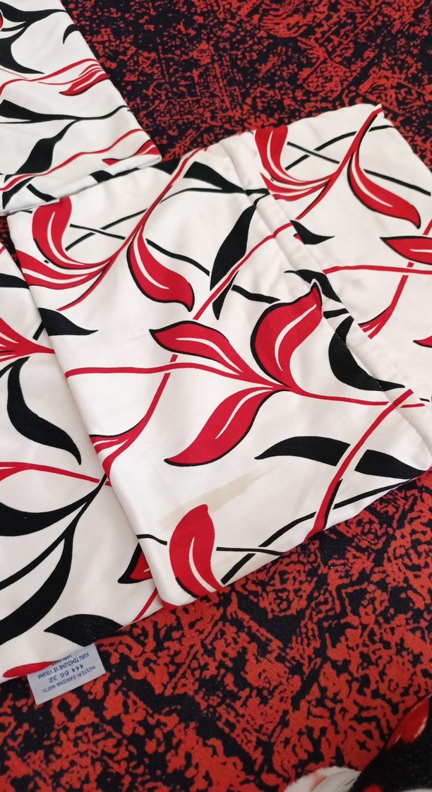 Kırmızı Siyah Desenli  Yastık Kılıfı  (moda life) - Görsel 5