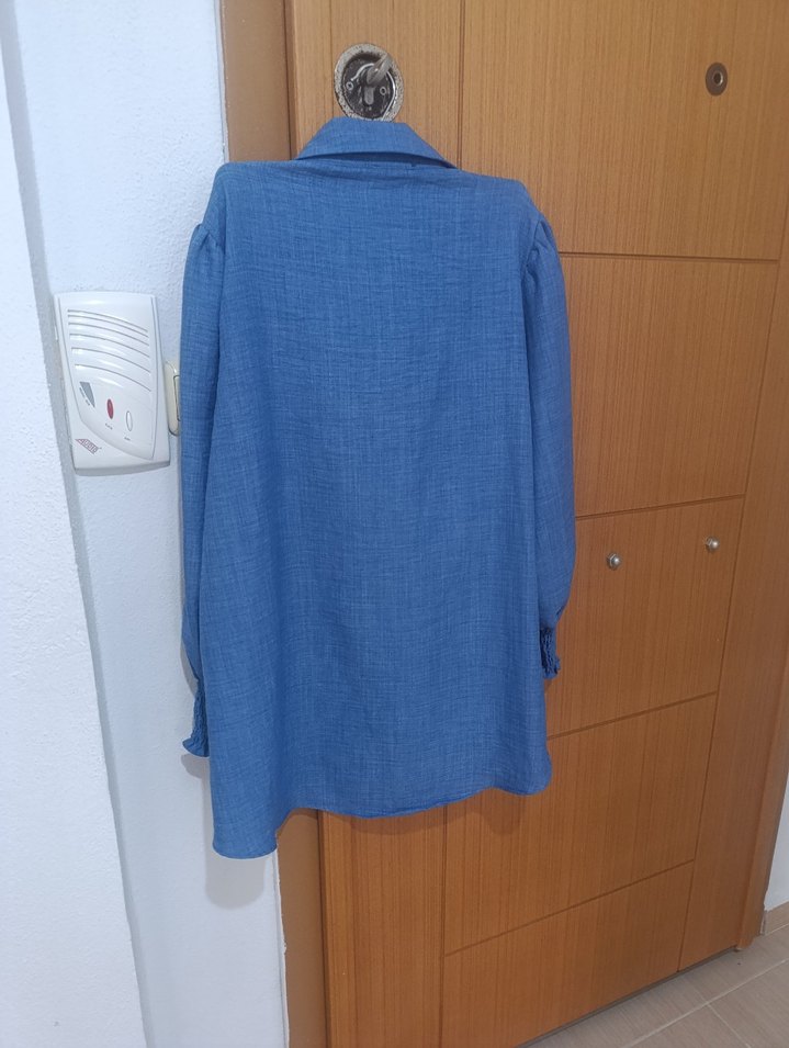 Düğmeli Mavi Keten Kadın Gömlek - Görsel 4