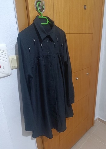 TAŞ DETAYLI KETEN GÖMLEK - Görsel 3