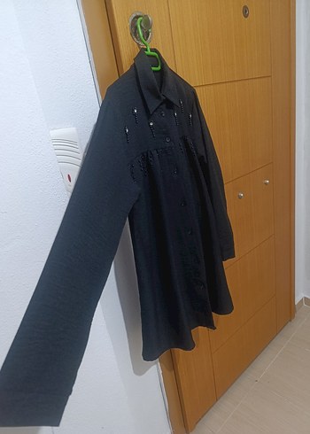 TAŞ DETAYLI KETEN GÖMLEK - Görsel 6