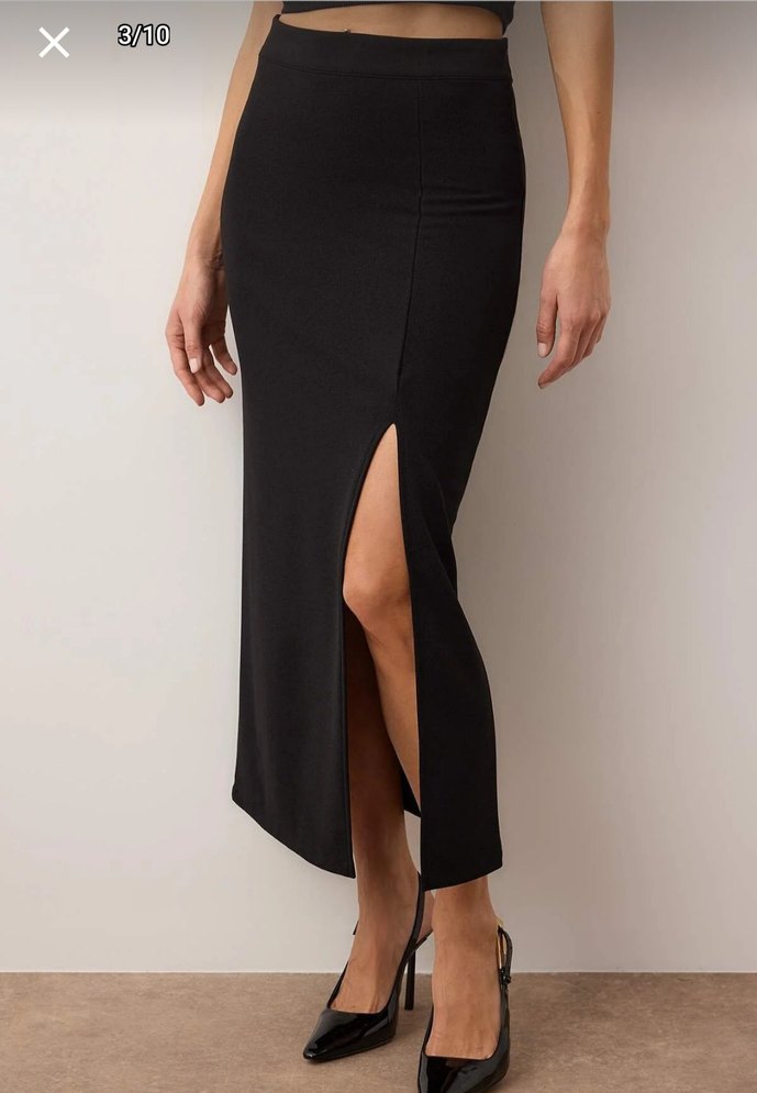 Uzun Siyah Yırtmaçlı Etek - Görsel 3