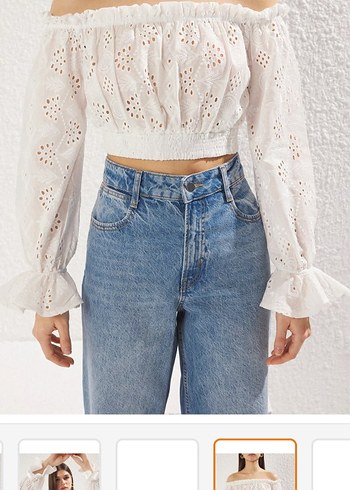 Dantel Detaylı Beyaz Omuz Dekolteli Bluz - Görsel 2