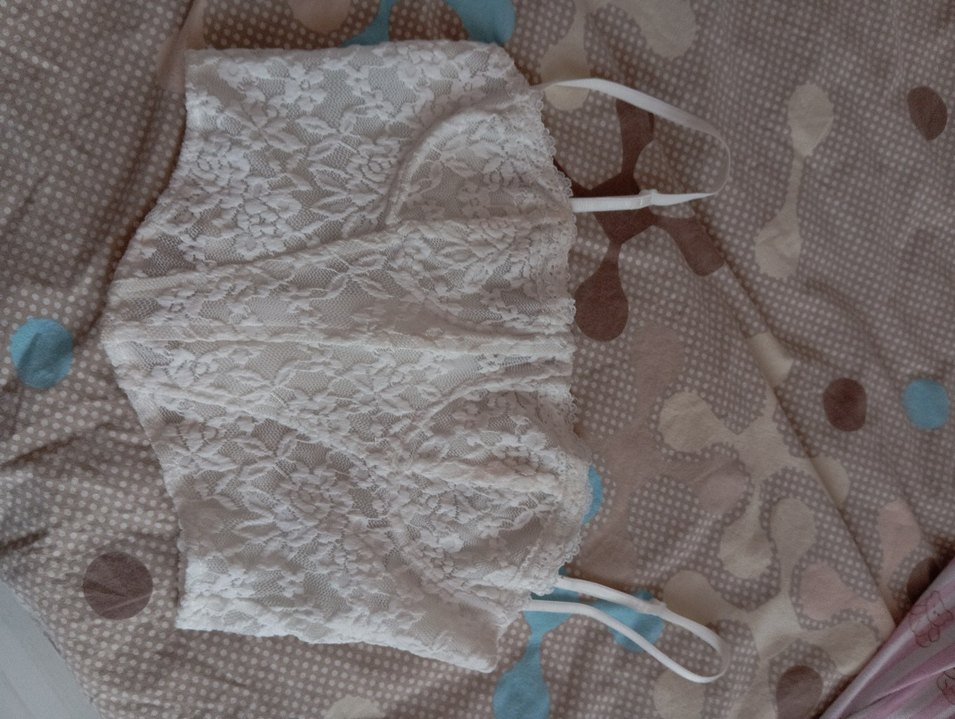 Dantel Detaylı Beyaz İnce Askılı Büstiyer - Görsel 3