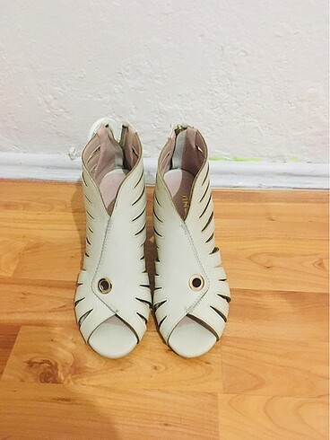 Zara Sıfır ayakkabı