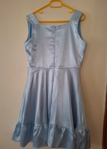 kare yaka açık mavi kısa saten elbise - Görsel 8