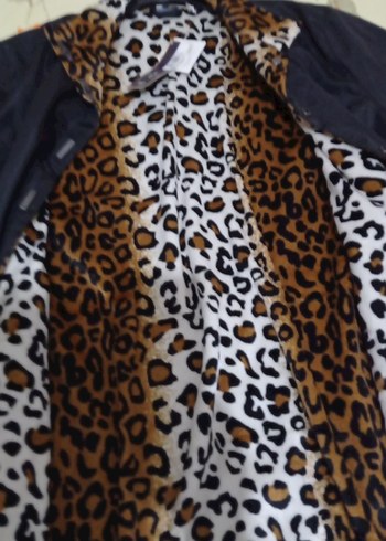 Düğmeli Siyah Kadın Ceket Midi Boy - Görsel 3