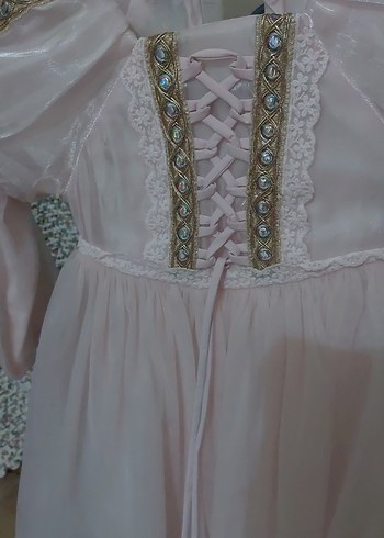 Pembe Nakışlı V Yakalı Kız Elbisesi