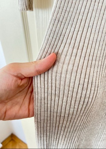 Bej Uzun Kollu Triko Elbise - Görsel 2