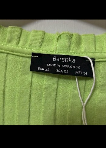 xs Beden yeşil Renk bershka bluz