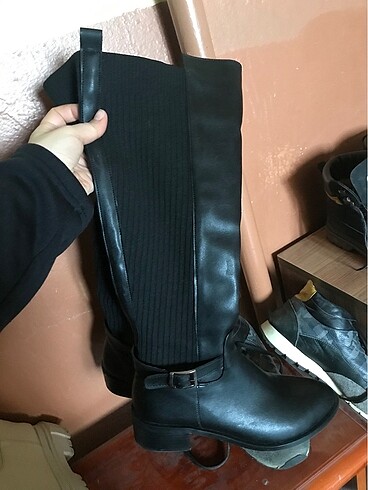 Zara Siyah çizme