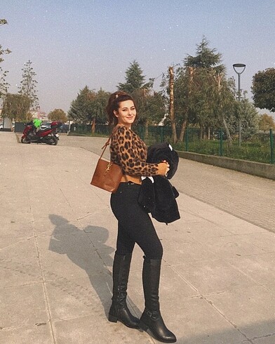 Siyah çizme