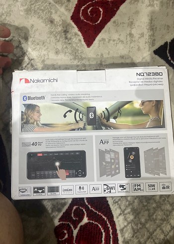 Nakamichi Siyah Müzik Sistemi
3 amfi çıkışlı oto teyp - Görsel 4