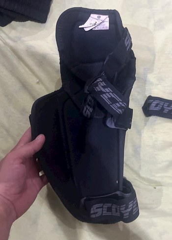 Tokalı Siyah Motosiklet Dizlikleri - Görsel 2