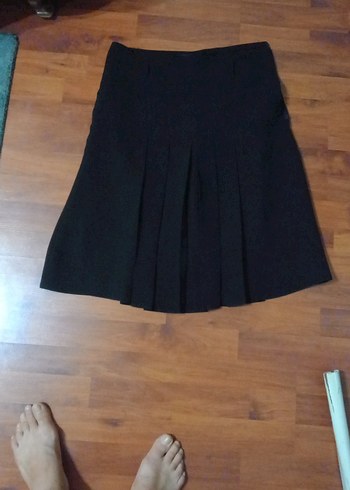 Kadın Siyah Pilili Midi Etek