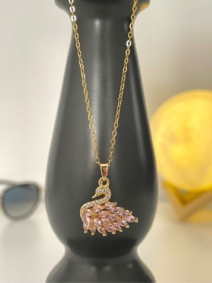 Swaroski Kuğu Model Çelik Kadın Kolye - Görsel 3