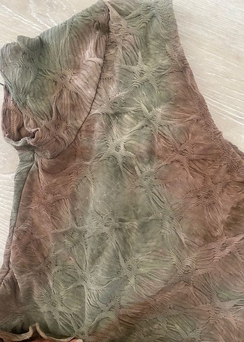 Drapeli Kısa Kollu Batik Desenli Bluz Y2k - Görsel 2