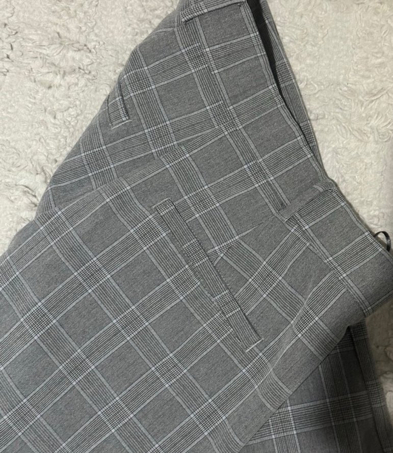 BERSHKA Kadın Gri Regular Fit Kumaş Pantolon - Görsel 3