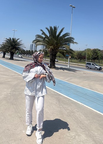 Beyaz Transparan Bağcıklı Kadın Eşofman Takımı