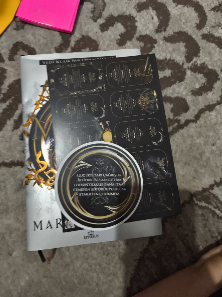 Medusa'nın Olu Kumları - Maral Atmaca - Görsel 2