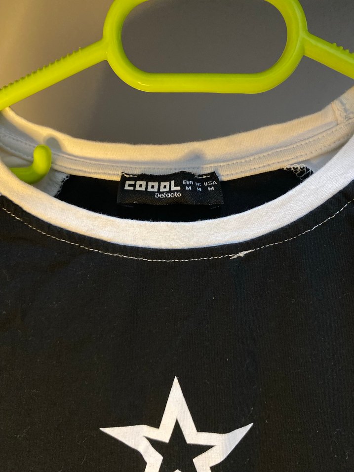 Kız Çocuk Siyah Baskılı Kısa Kollu Tişört - Görsel 2