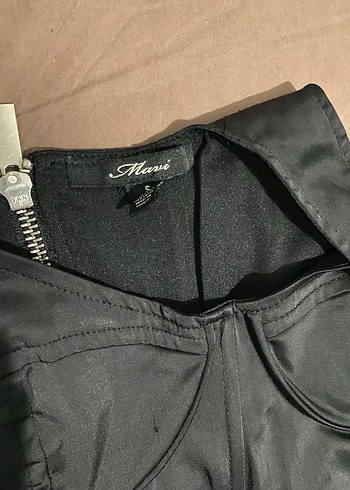 Parlak Siyah Midi Büstiyer, Kolsuz, Sokak Stili - Görsel 4