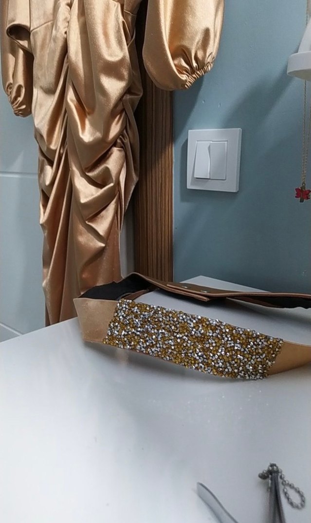 Drapeli V Yaka Uzun Abiye Elbise - Görsel 4