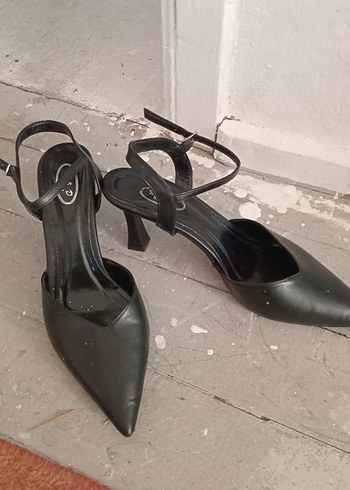 Kemerli Siyah Stiletto Kadın Ayakkabı - Görsel 4