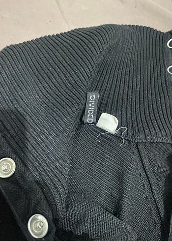 Düğmeli Yüksek Yakalı Siyah Kadın Kazak - Görsel 2