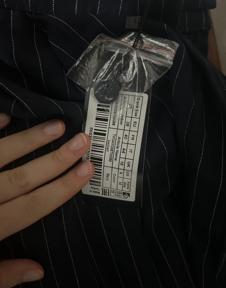 Trendyol etiketli etek Lacivert Çizgili Piliseli Midi Etek - Görsel 3