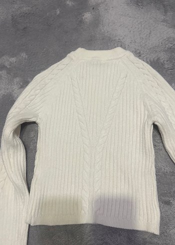 Bershka örgülü beyaz kazak - Görsel 4