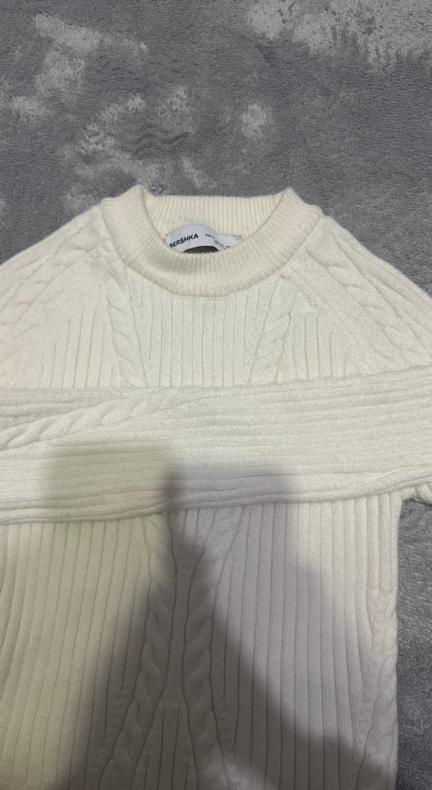 Bershka örgülü beyaz kazak - Görsel 3