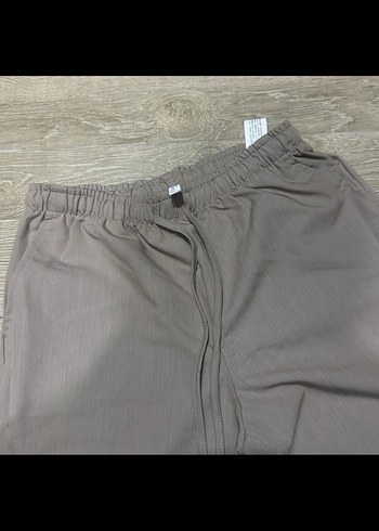 Stradivarius dökümlü pantolon - Görsel 2