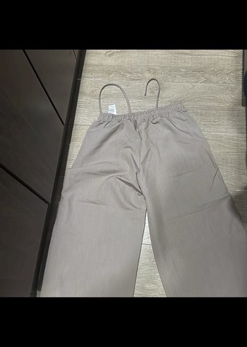 Stradivarius dökümlü pantolon - Görsel 6