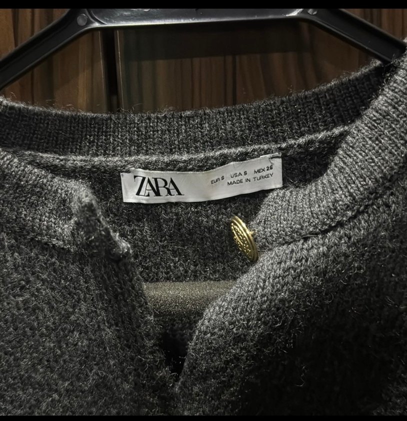 Zara dore düğmeli triko hırka - Görsel 2